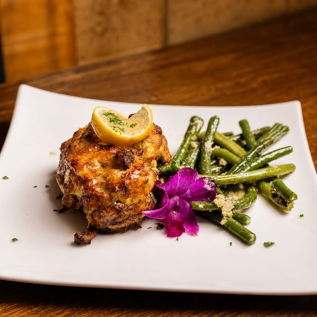 Crab Cake Platter.