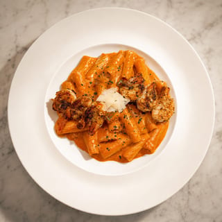 Rigatoni and Shrimp a la Vodka